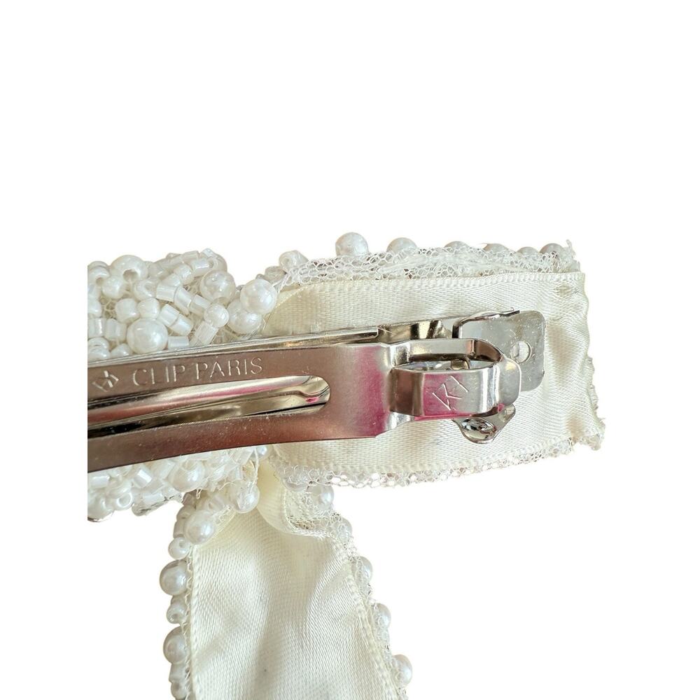 Gorgeous Pearl Beaded Large Bow Hair Clip Preowned Wedding Clip Paris Barrette - Picture 6 of 7